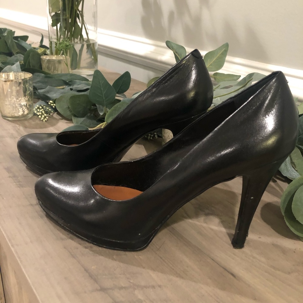 Nine West pumps - size 9
